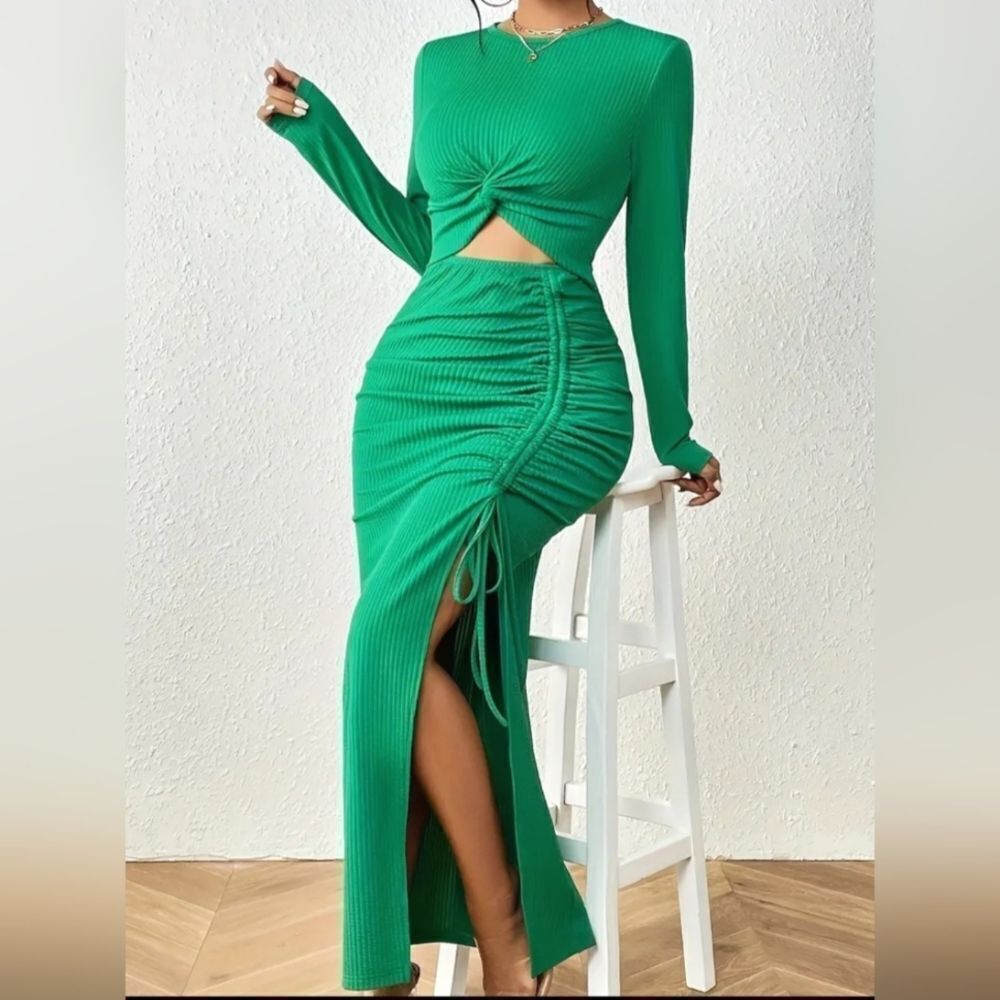 Ladies Vibrant cut-out Ribbed Green High Spit dress sz small